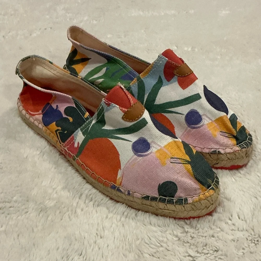 Toni Pons 42 (Unisex / Women’s 11-11.5 / Men’s 9) never worn